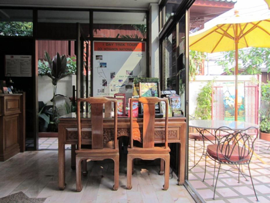 The Red Hibicus Guest House Chiang Mai Luaran gambar